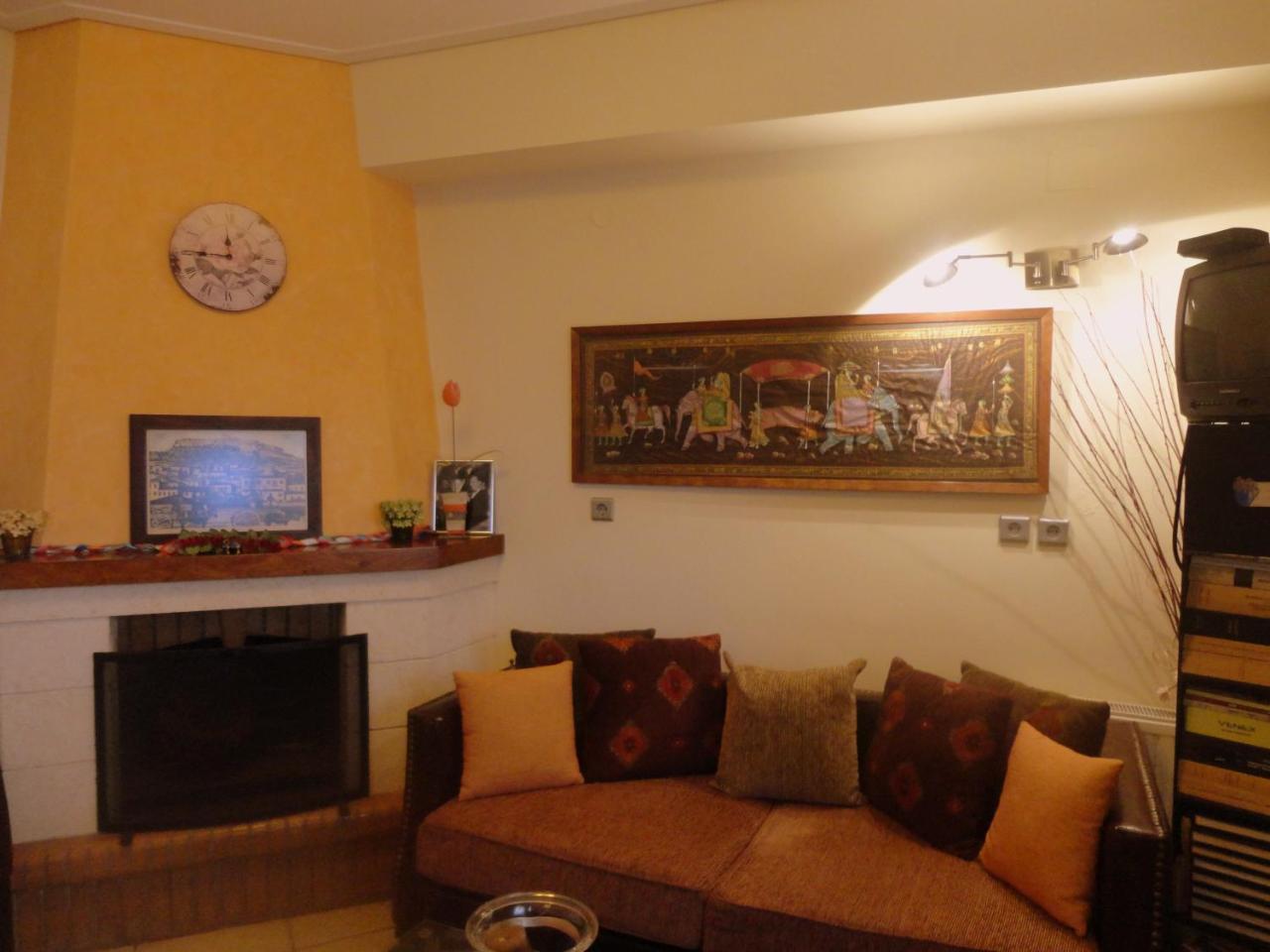 Lirio Guest House Makrakomi ภายนอก รูปภาพ